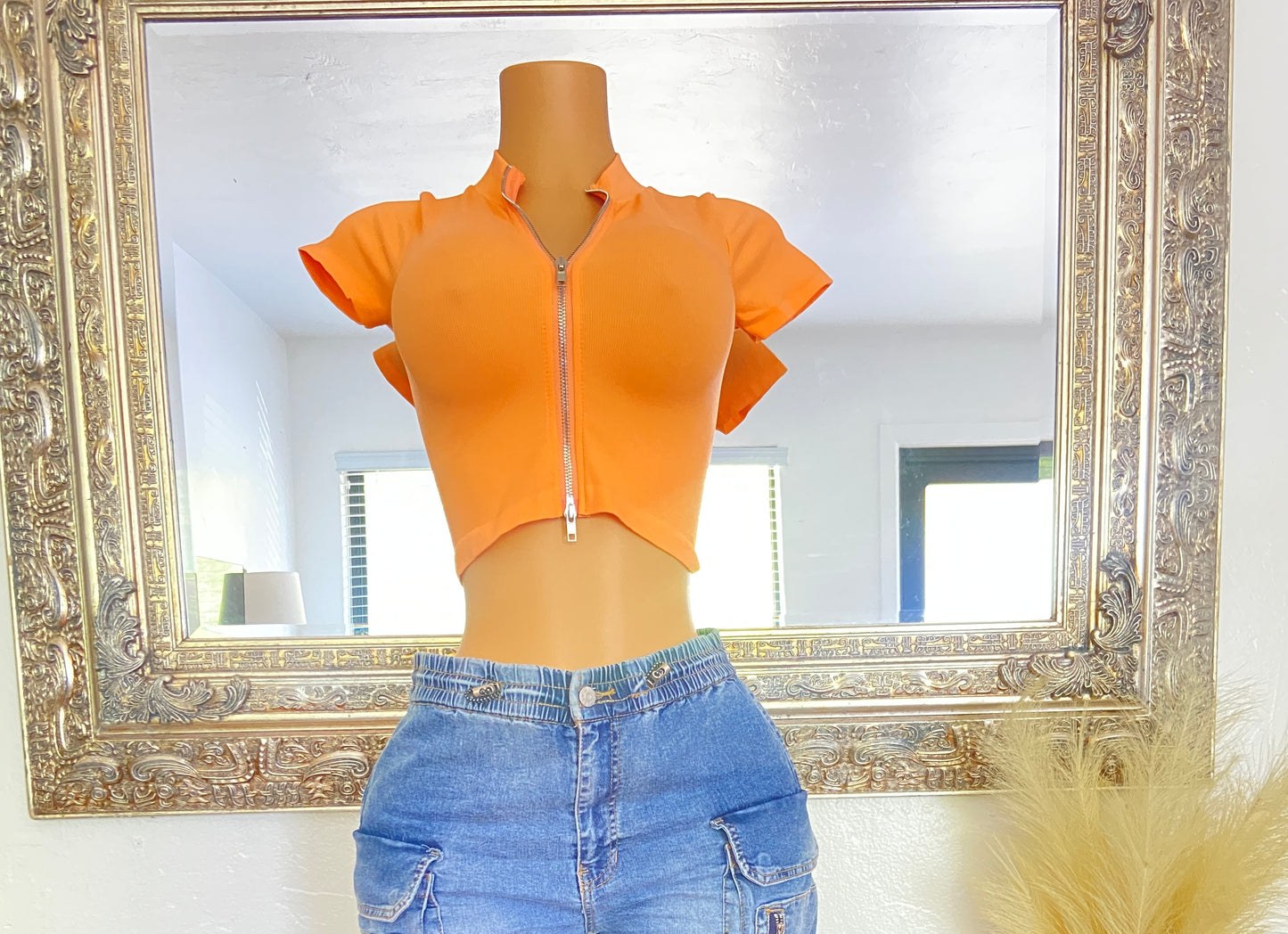 Luna Apricot top